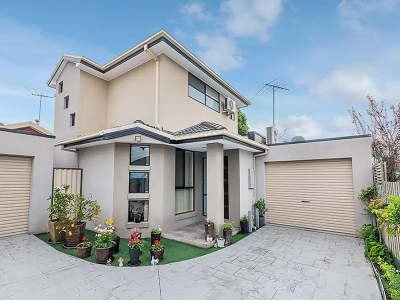 Main view of Homely townhouse listing, 2/105 Boyd Street, Dandenong North VIC 3175