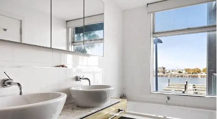 19 Tarni Court, New Port SA 5015