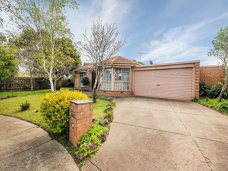 5 Hedley Place, Hampton Park VIC 3976