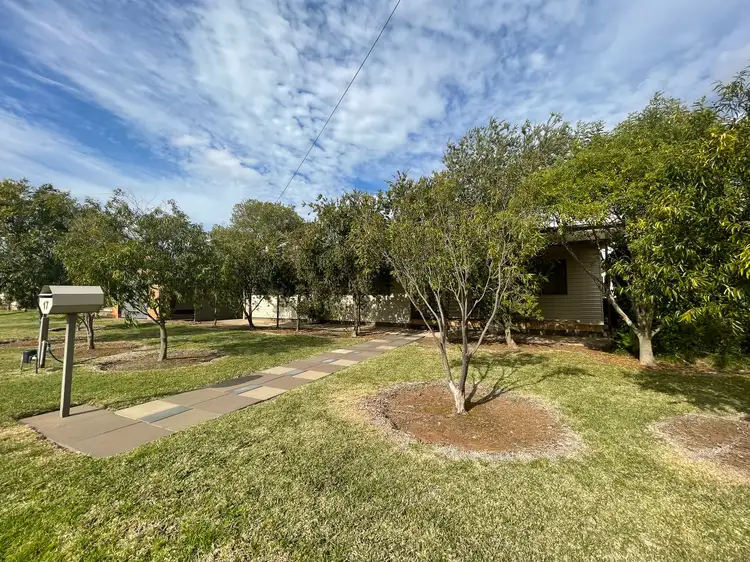 17 Gloucester Street, Forbes NSW 2871