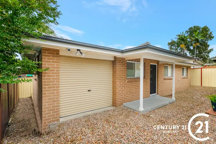 12a Maugham Crescent