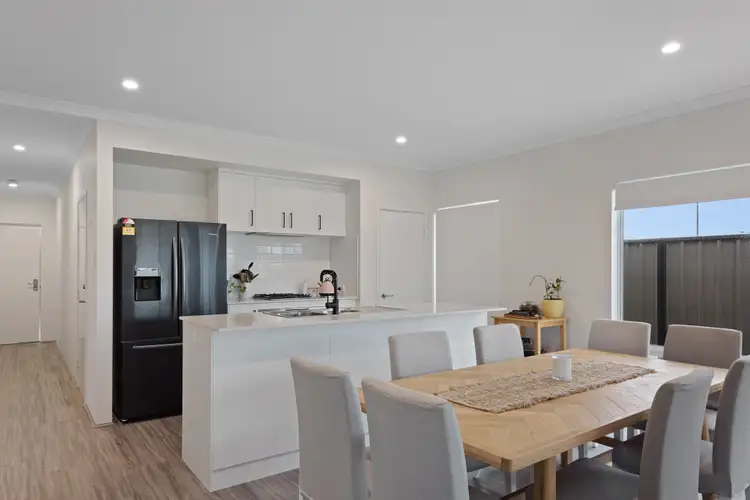 Sixth view of Homely house listing, 37 Groundlark Road, Australind WA 6233