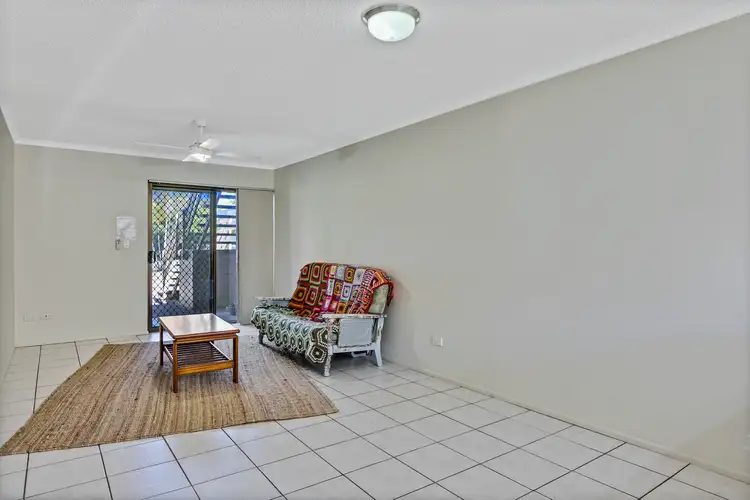 Sixth view of Homely unit listing, 2/32 Goonawarra Drive, Mooloolaba QLD 4557