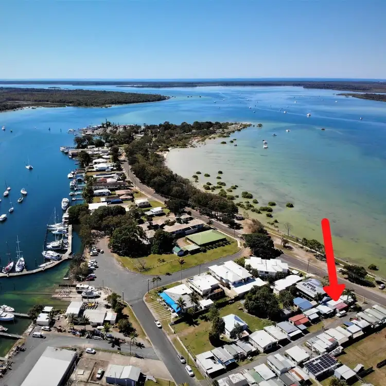 2/32 Esplanade, Tin Can Bay QLD 4580