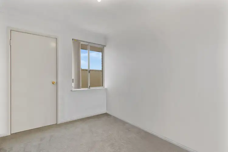 Sixth view of Homely unit listing, 2/8 Seashore Mews, South Bunbury WA 6230