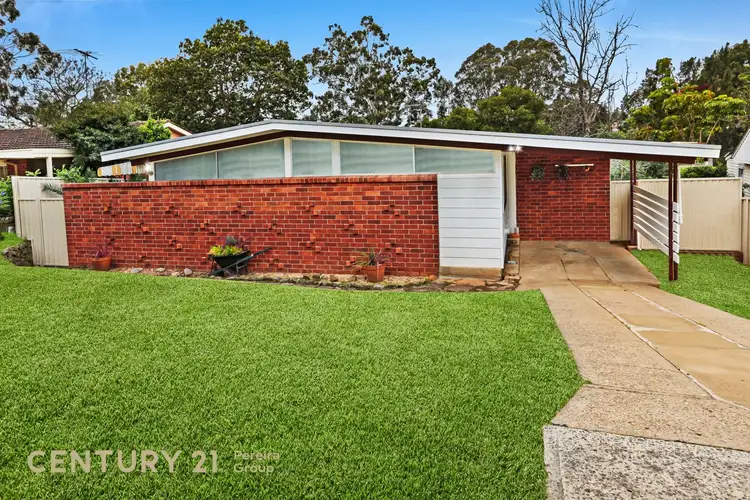 27 Lawn Avenue, Bradbury NSW 2560