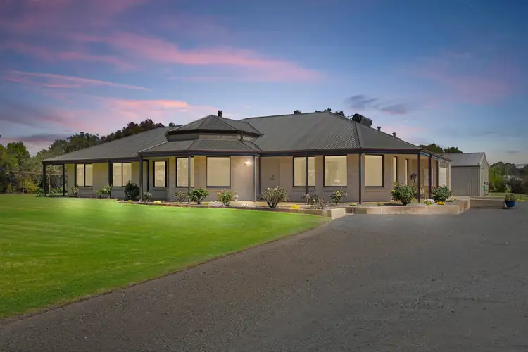22 Britza Avenue, Roelands WA 6226