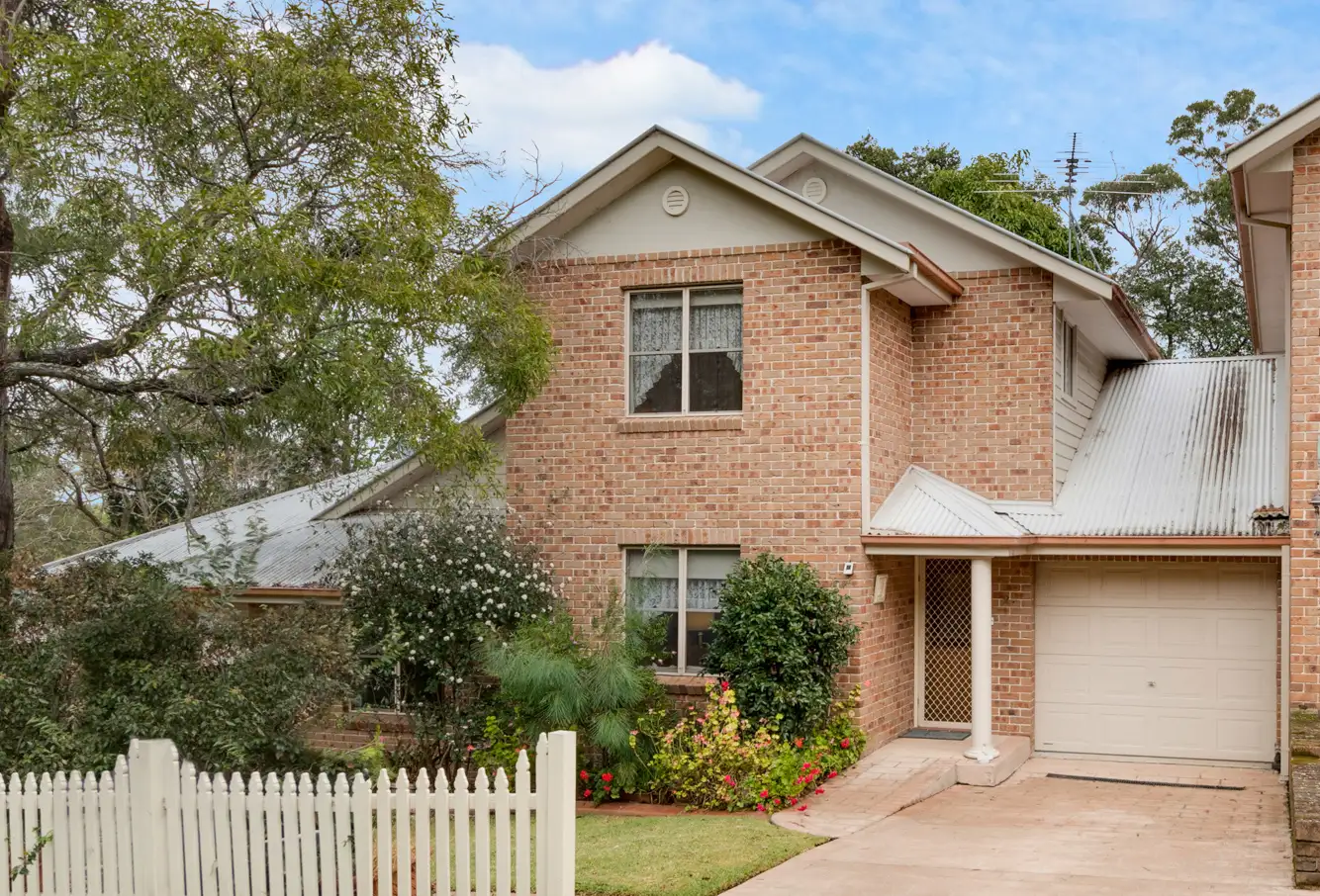 Main view of Homely house listing, 2/32-34 Valley Road, Springwood NSW 2777