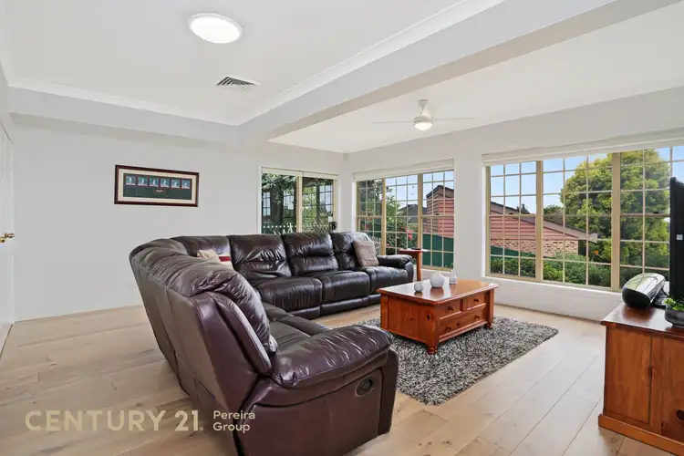 12 Lyndhurst Place, Glen Alpine NSW 2560