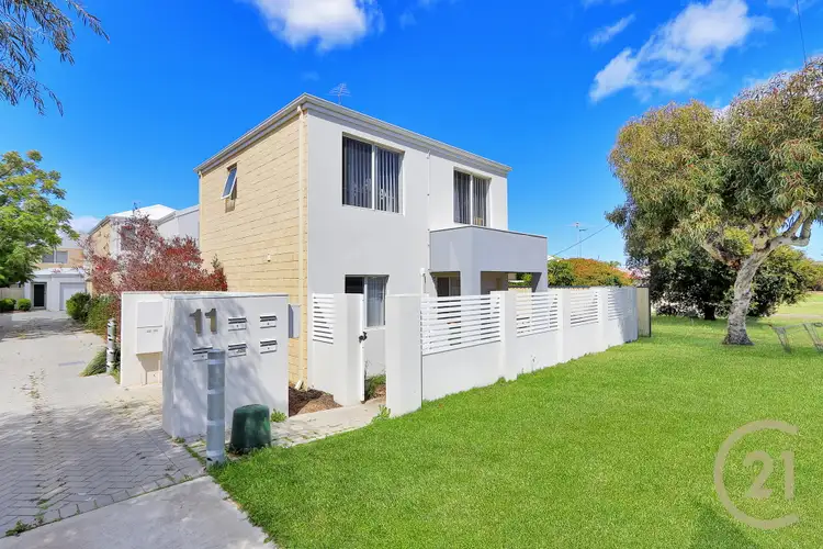 1/11 Eacott Street, Mandurah WA 6210