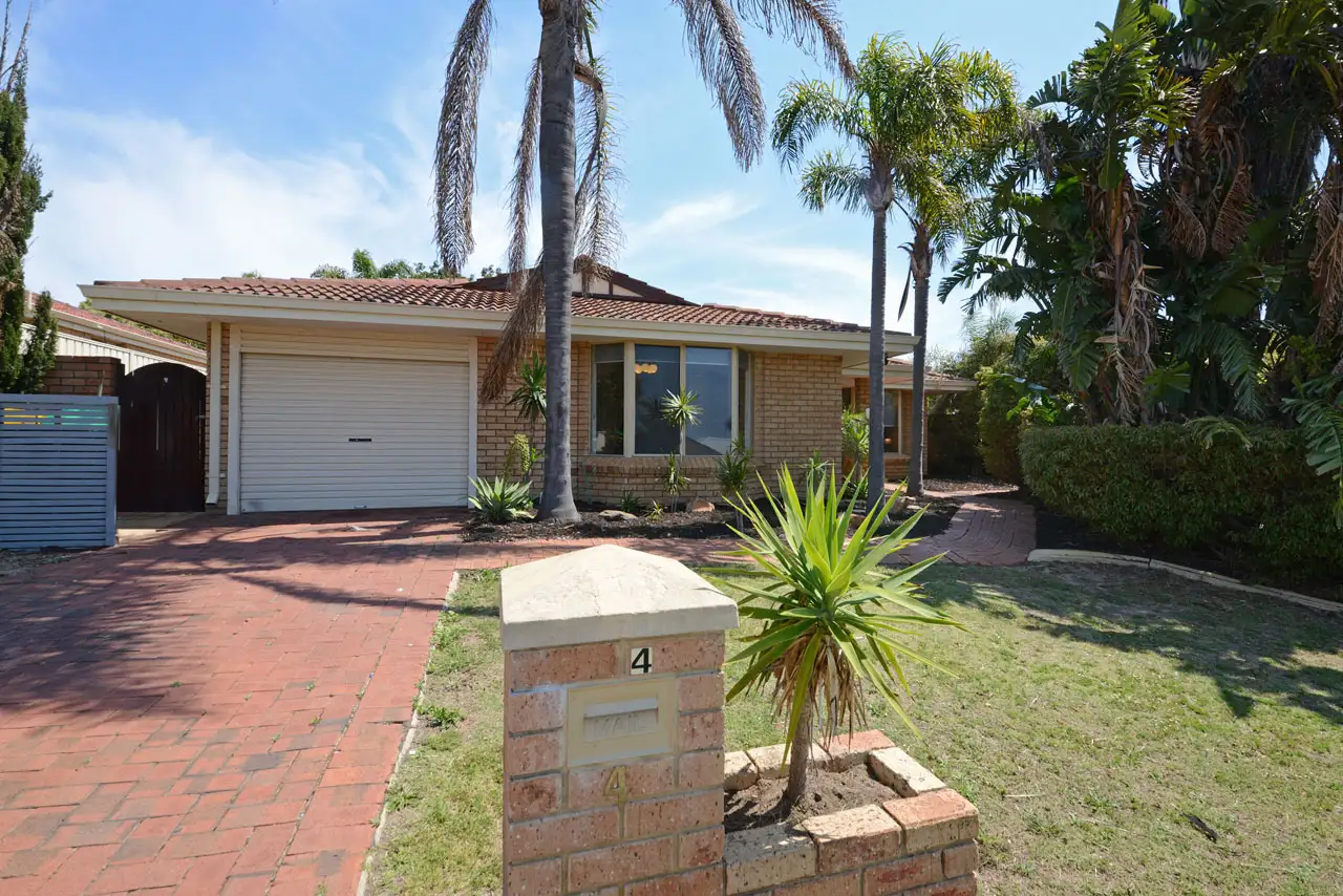 Main view of Homely house listing, 4 Millbrook Grove, Beldon WA 6027