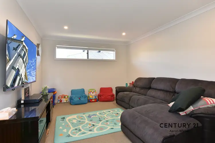 Fifth view of Homely house listing, 1 Floresta Crescent, Cameron Park NSW 2285