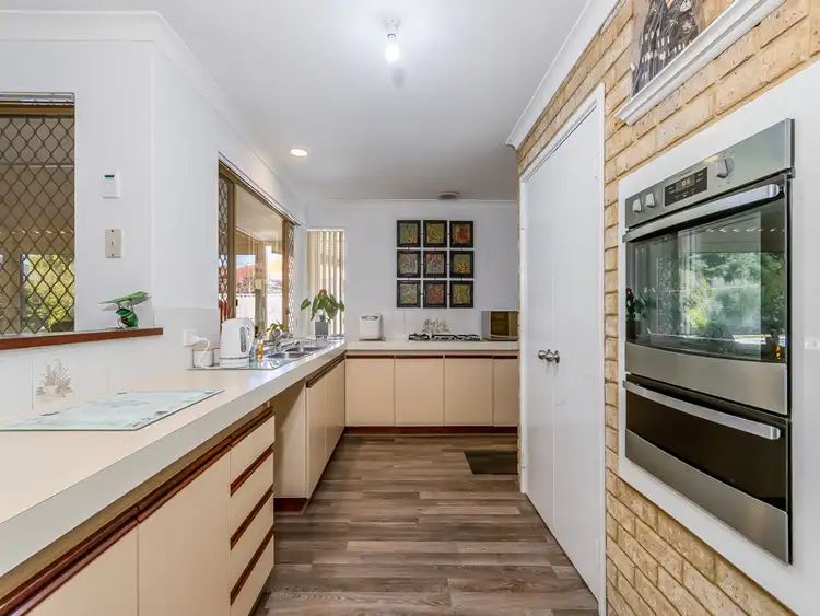 Seventh view of Homely house listing, 20 Bolivar Court, Safety Bay WA 6169