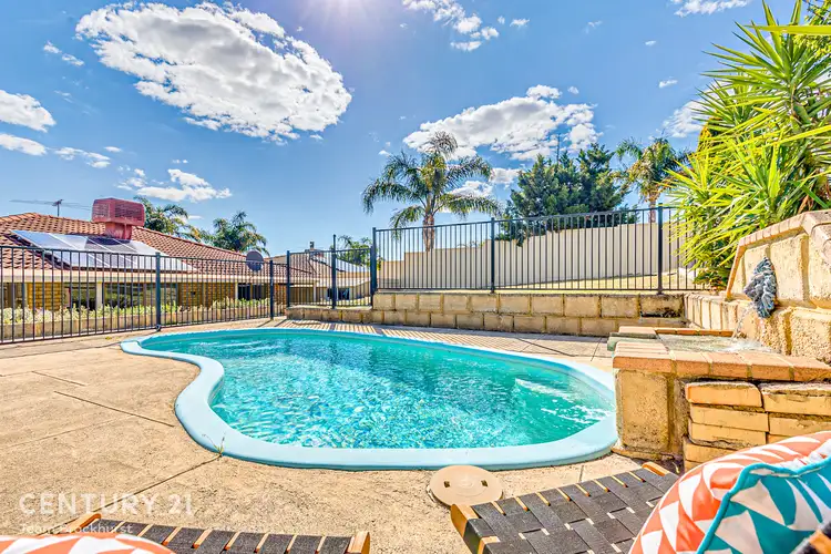 2 Ferntree Close, Thornlie WA 6108