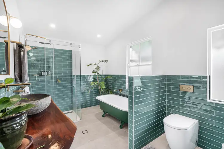 Second view of Homely house listing, 6 West Avenue, Wynnum QLD 4178