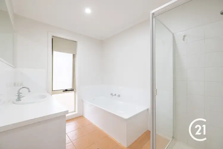 Sixth view of Homely house listing, 2/52 Lawson Drive, Moama NSW 2731