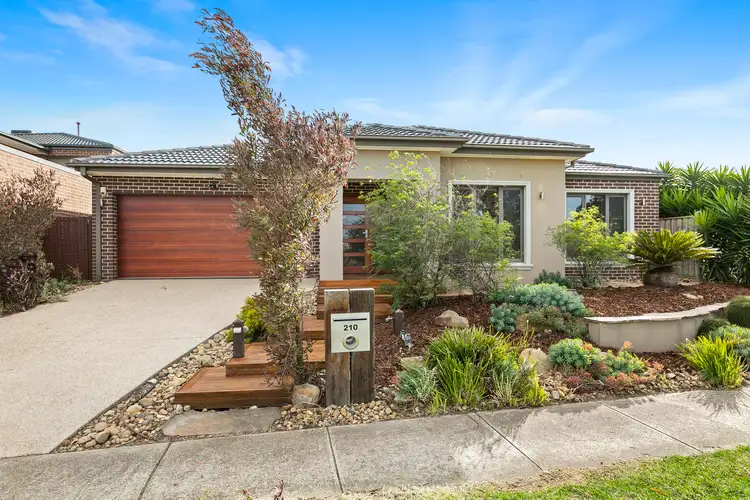 210 Saltwater Promenade, Point Cook VIC 3030