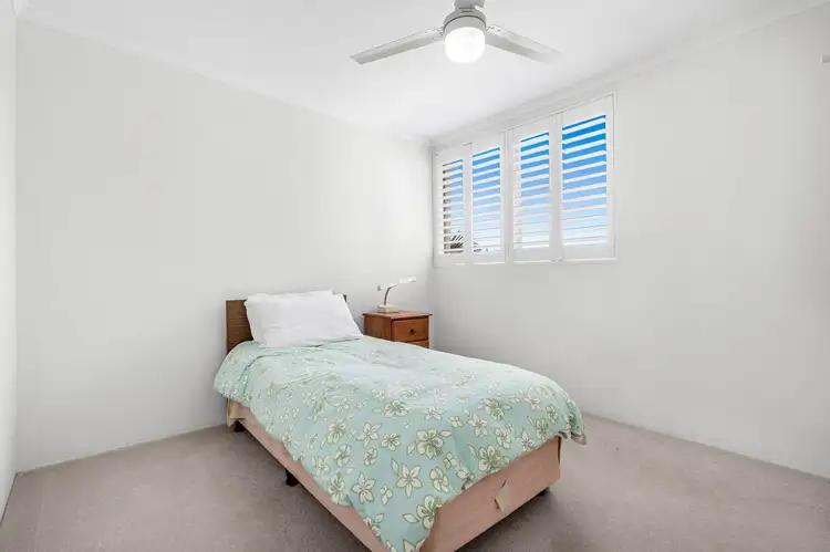 Fifth view of Homely apartment listing, Unit 6 of 88 Akonna Street, Wynnum QLD 4178