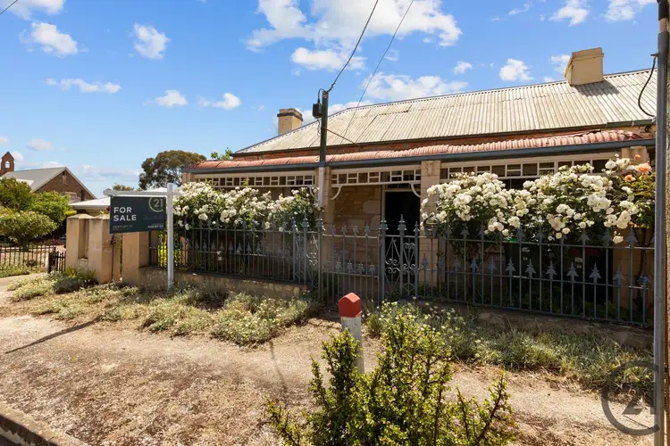 8 Christchurch Street, Kapunda SA 5373