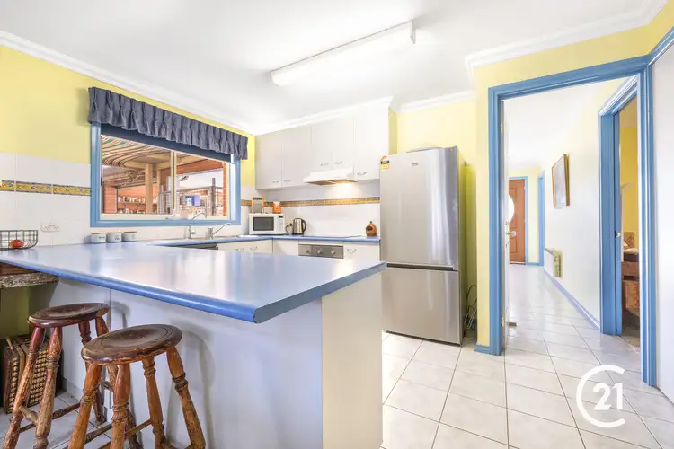 Sixth view of Homely house listing, 5 Bennett Court, Echuca VIC 3564