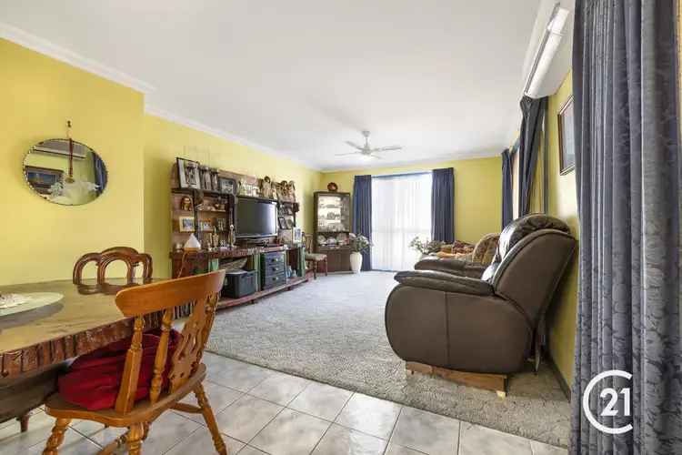 Seventh view of Homely house listing, 5 Bennett Court, Echuca VIC 3564