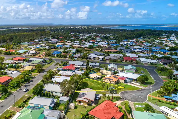 8 Bonito Court, Tin Can Bay QLD 4580