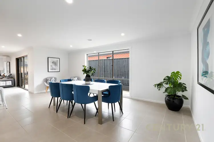 Fourth view of Homely house listing, 52 Meadowlea Crescent, Pakenham VIC 3810