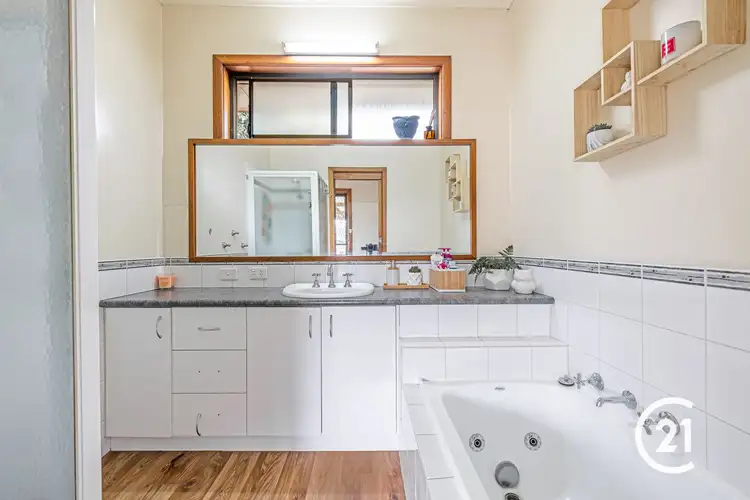 Sixth view of Homely house listing, 22 Pascoe Street, Echuca VIC 3564