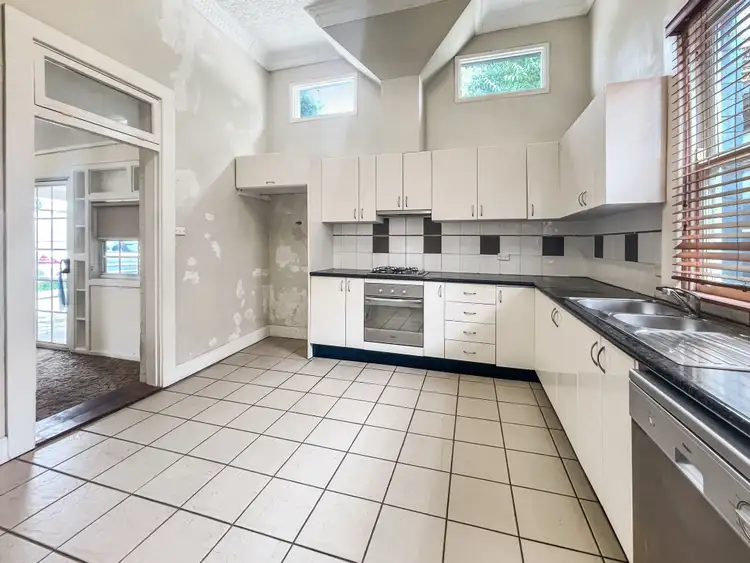 Sixth view of Homely house listing, 25 Johnson Street, Forbes NSW 2871
