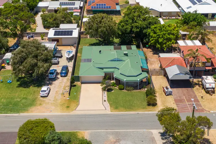 10 Laird Street, Singleton WA 6175