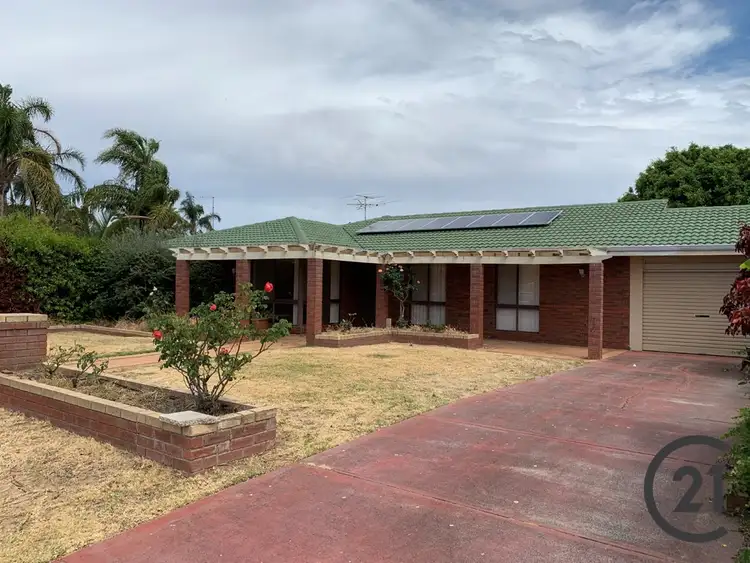 14 Leyburn Drive, Halls Head WA 6210