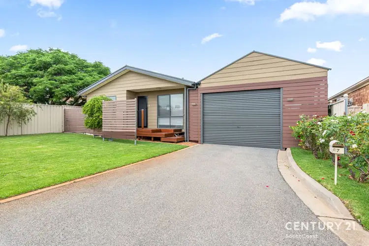 7 Barramundi Way