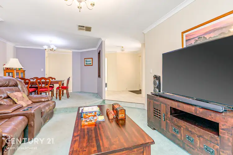 Seventh view of Homely house listing, 8 Castleton Way, Canning Vale WA 6155