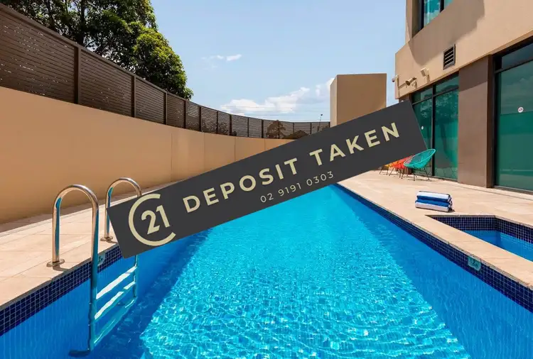 716/110-114 James Ruse Drive