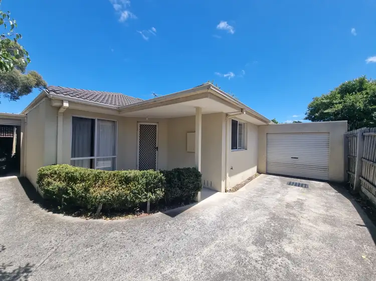 2/3 Kionga Street, Clayton VIC 3168