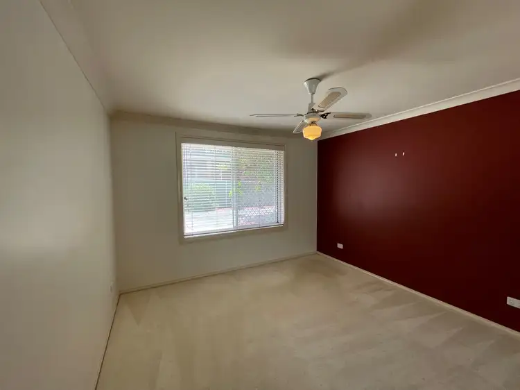 Fifth view of Homely villa listing, 2/4 Ibis Close, Mount Hutton NSW 2290