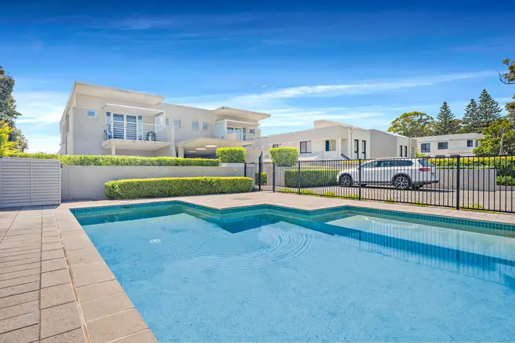 Second view of Homely apartment listing, 3/135 Soldiers Point Rd, Soldiers Point NSW 2317