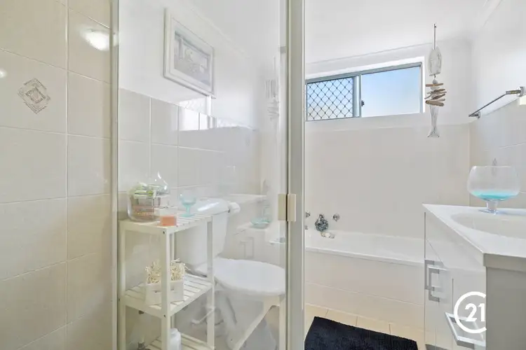Fifth view of Homely unit listing, 19/9 Bayview Avenue, The Entrance NSW 2261