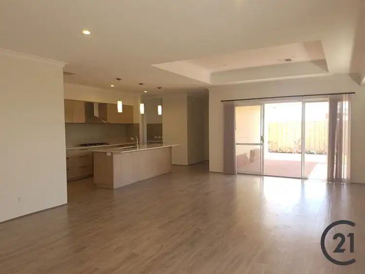 Fifth view of Homely house listing, 4 Pavetta Approach, Halls Head WA 6210
