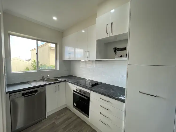 Main view of Homely unit listing, 10/10 Swan Avenue, Klemzig SA 5087