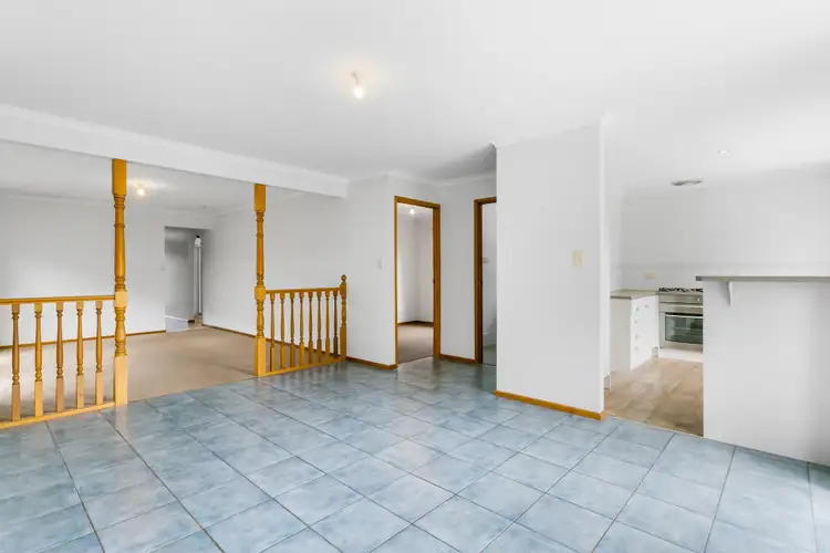 Fifth view of Homely house listing, 2 Gino Close, Flagstaff Hill SA 5159