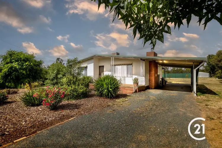 35 Burnes Street, Mathoura NSW 2710