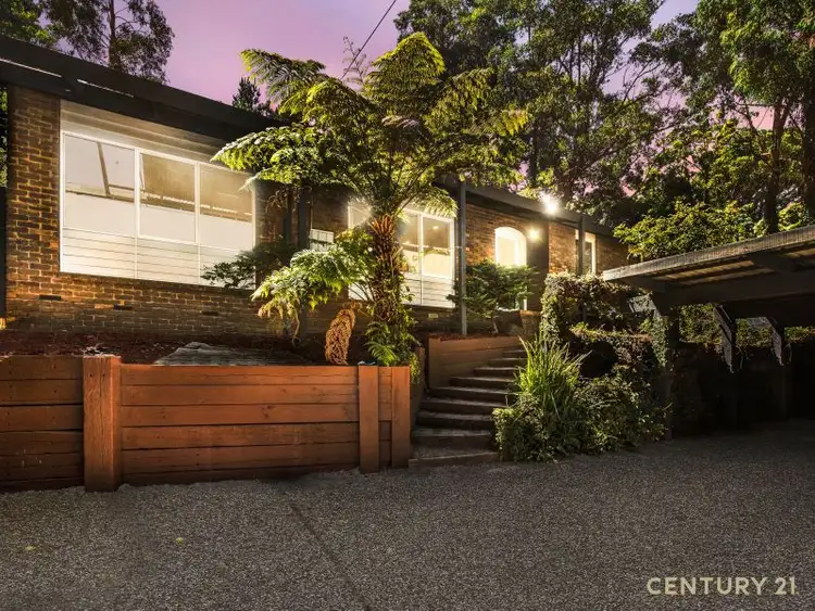 27 Lawsons Road, Emerald VIC 3782