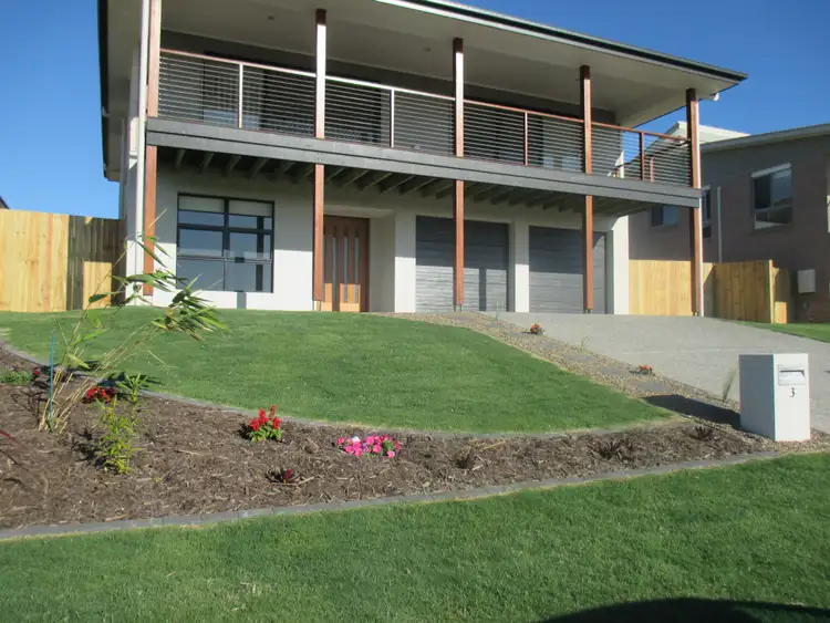 3 Steel Street, Nikenbah QLD 4655