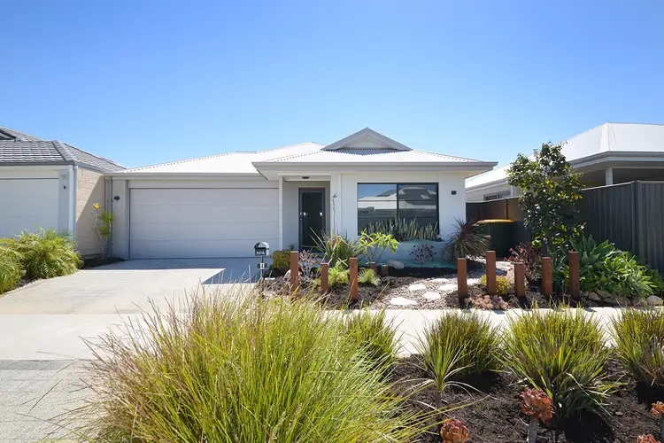 4 Jansae Grove, Jindalee WA 6036