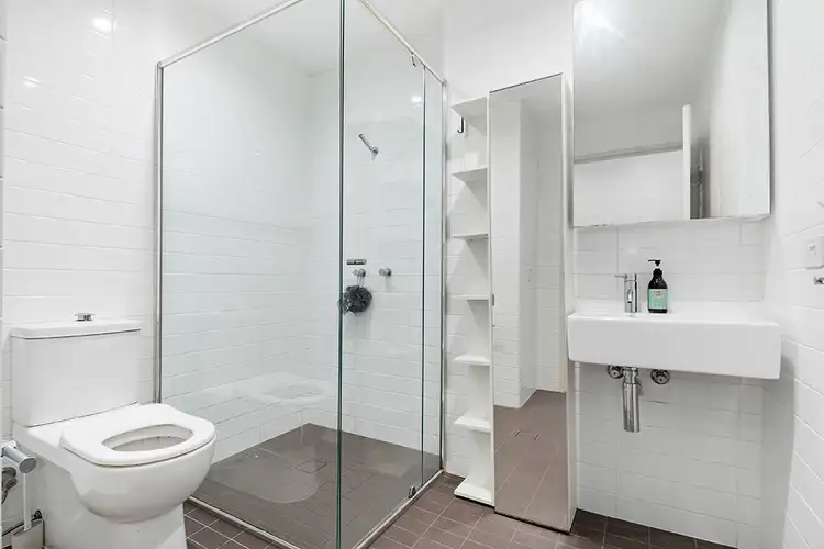 Fourth view of Homely apartment listing, 2/19 Young Street, Neutral Bay NSW 2089