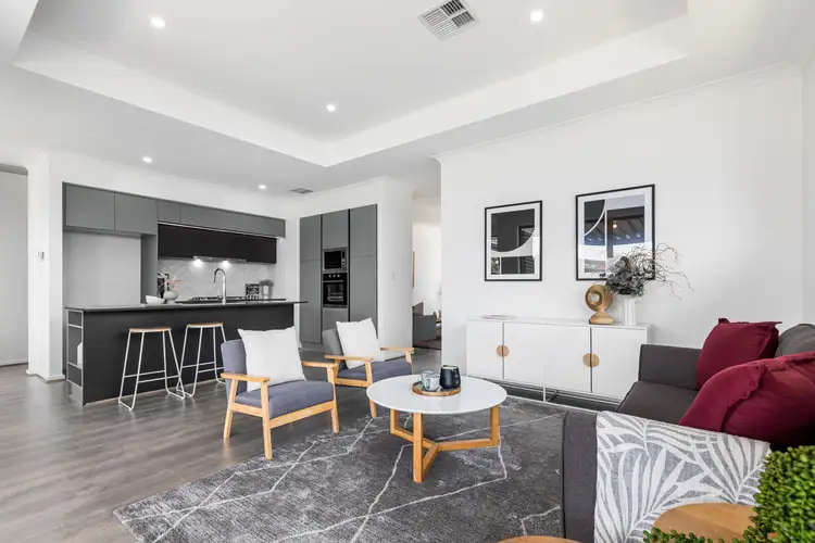 Second view of Homely house listing, 15 Avis Court, Valley View SA 5093
