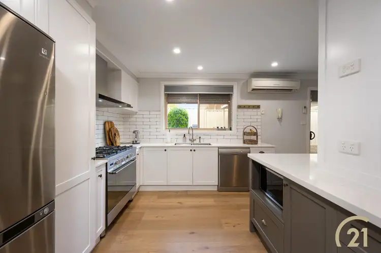 54 Carmichael Drive, West Hoxton NSW 2171