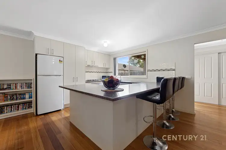 Third view of Homely house listing, 2/5 Balmoral Way, Pakenham VIC 3810