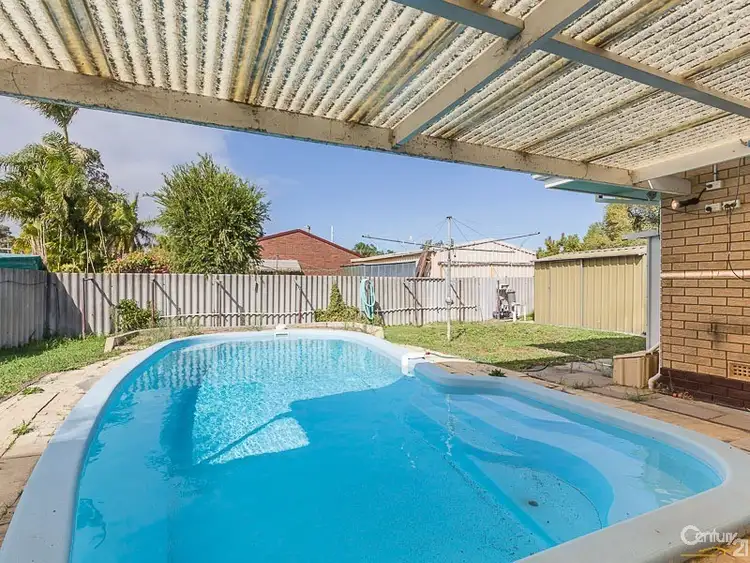 Second view of Homely house listing, 18 Lyrebird Way, Thornlie WA 6108